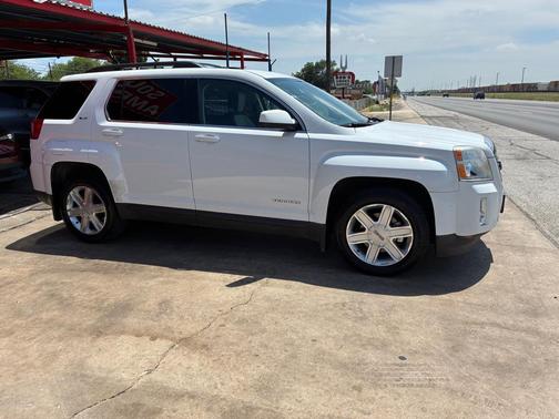 WHITE 2011 GMC Terrain SLT-1