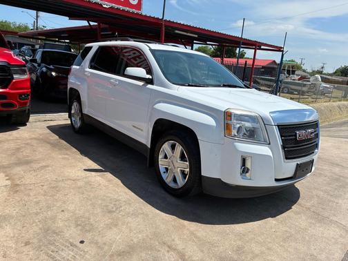 WHITE 2011 GMC Terrain SLT-1