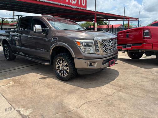 TAN 2017 Nissan Titan XD Platinum Reserve