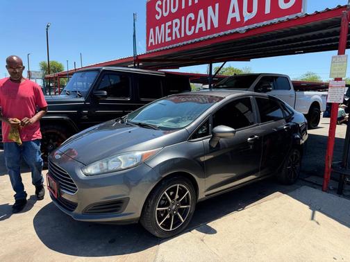 GRAY 2019 Ford Fiesta SE