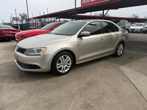 2014 Volkswagen Jetta Auto SE