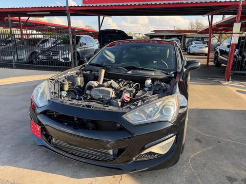 2014 Hyundai Genesis Coupe 2.0T R-Spec