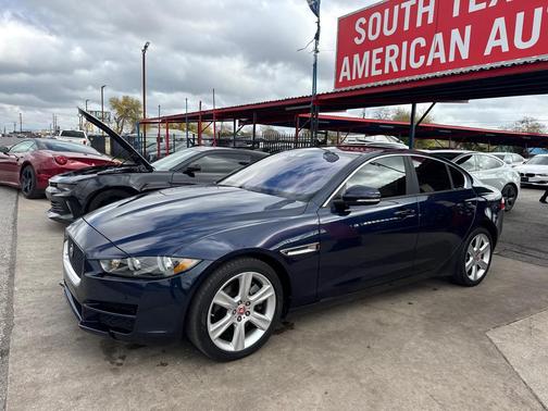 2017 Jaguar XE PREMIUM