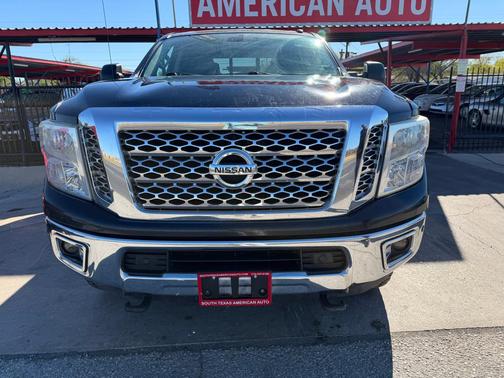 2017 Nissan Titan XD SV