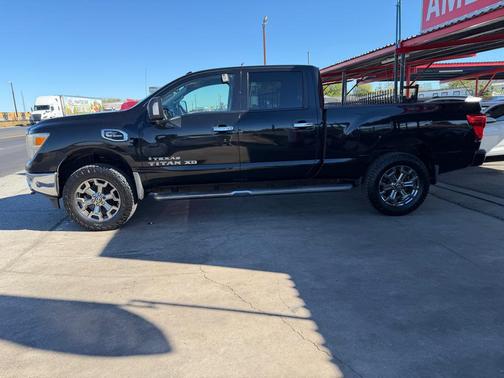 2017 Nissan Titan XD SV