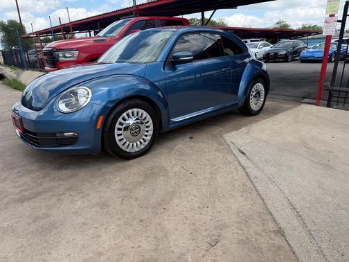 BLUE 2016 Volkswagen Beetle 1.8T SE