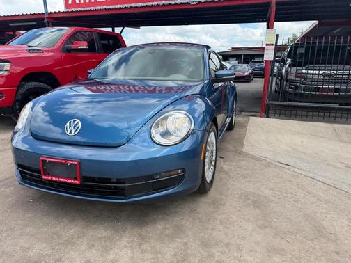 BLUE 2016 Volkswagen Beetle 1.8T SE