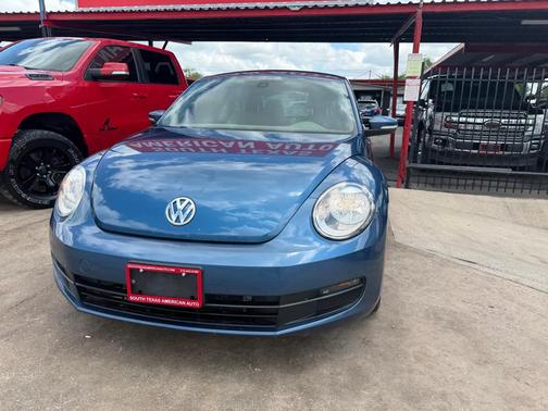 BLUE 2016 Volkswagen Beetle 1.8T SE