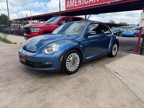 BLUE 2016 Volkswagen Beetle 1.8T SE