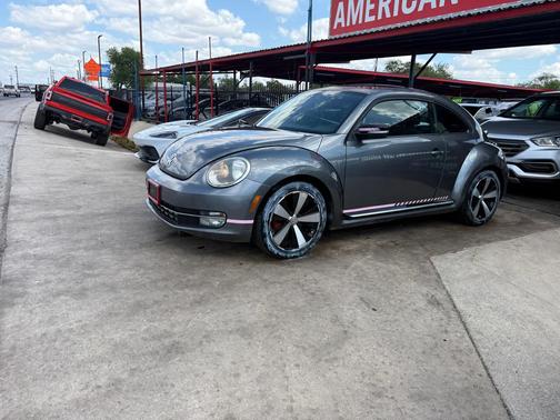 2012 Volkswagen Beetle Base