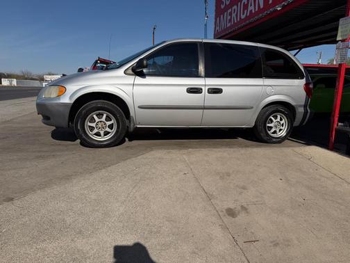 2002 Dodge Caravan SE