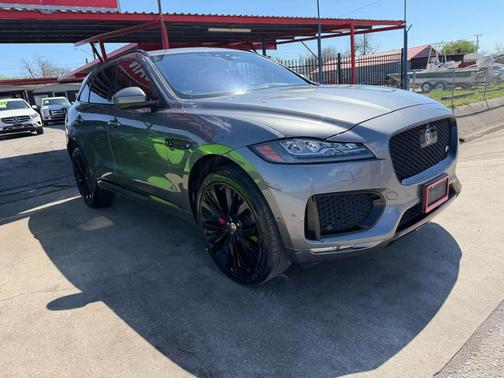 2017 Jaguar F-PACE S