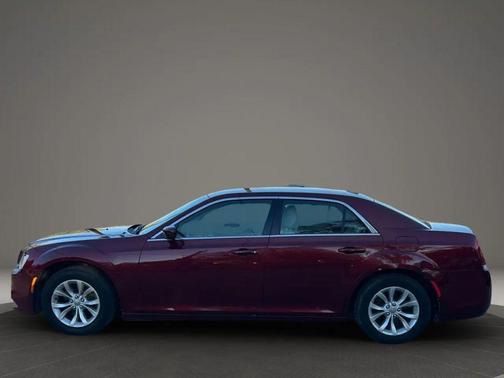 2015 Chrysler 300 Limited