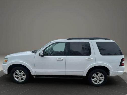 2010 Ford Explorer XLT