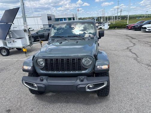 Anvil Clearcoat 2025 Jeep Gladiator High Tide
