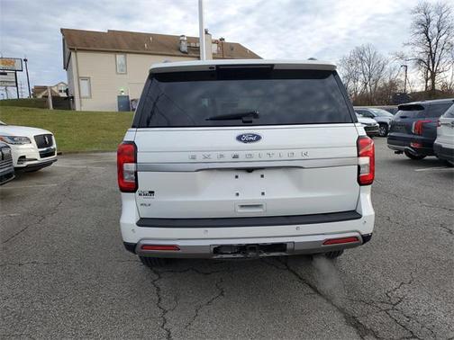 2022 Ford Expedition XLT