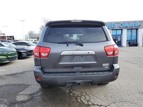 2011 Toyota Sequoia Platinum