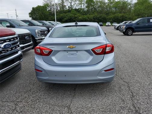 2018 Chevrolet Cruze LS