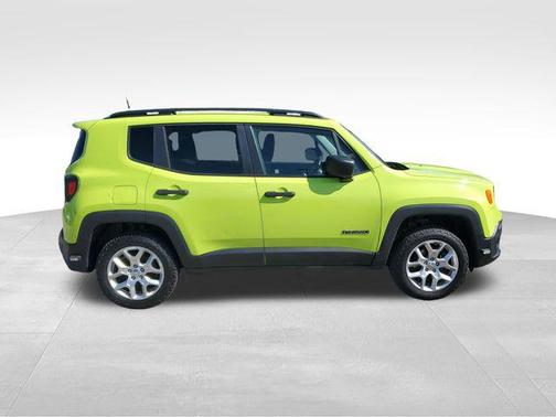 Hypergreen Clearcoat 2018 Jeep Renegade Sport