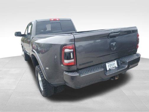 Granite Crystal Metallic Clearcoat 2022 RAM 3500 Laramie Crew Cab 4x4 8' Box