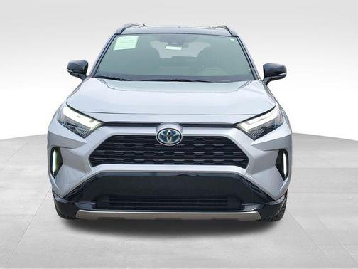 Silver Sky Metallic/Midnight Black Metallic 2022 Toyota RAV4 Hybrid SE