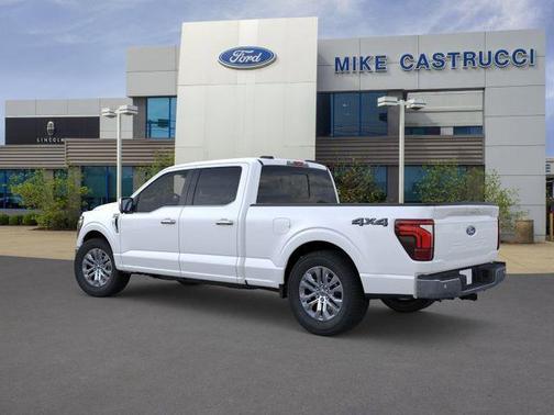 Star White Metallic Tri-Coat 2026 Ford F-150 Lariat