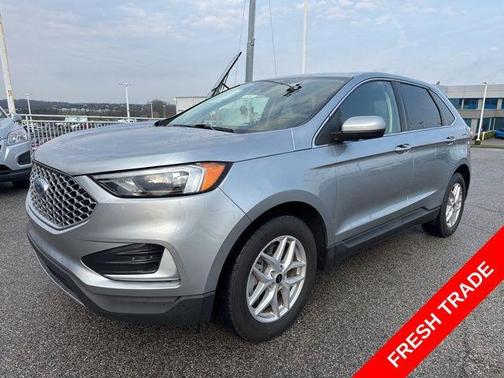 Silver Metallic 2024 Ford Edge SEL