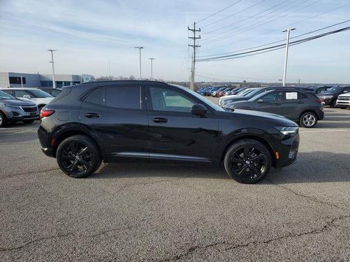 2022 Buick Envision FWD Essence