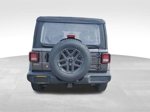 Granite Crystal Metallic Clearcoat 2021 Jeep Wrangler Unlimited Sport