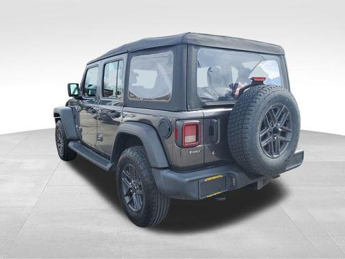 Granite Crystal Metallic Clearcoat 2021 Jeep Wrangler Unlimited Sport