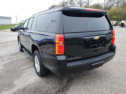 2017 Chevrolet Suburban LT