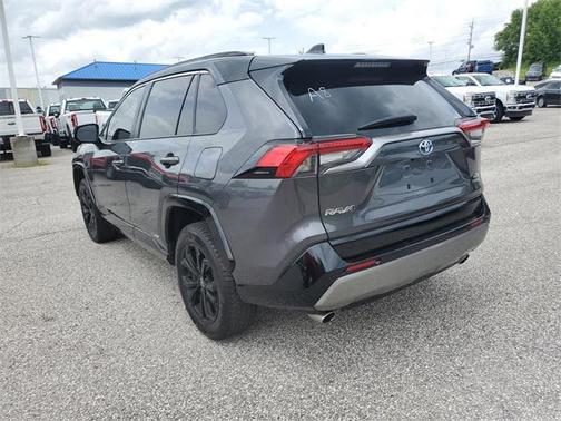 2023 Toyota RAV4 Hybrid SE