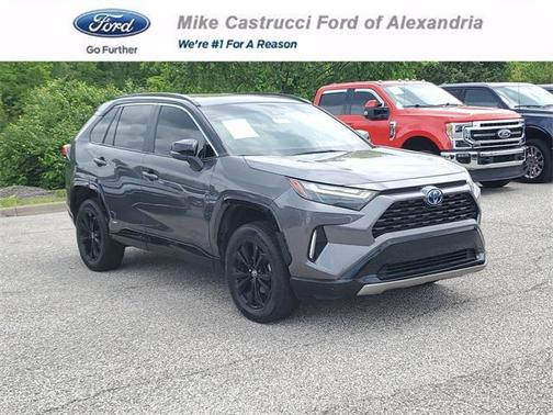 2023 Toyota RAV4 Hybrid SE