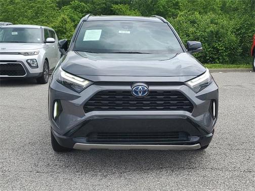 2023 Toyota RAV4 Hybrid SE