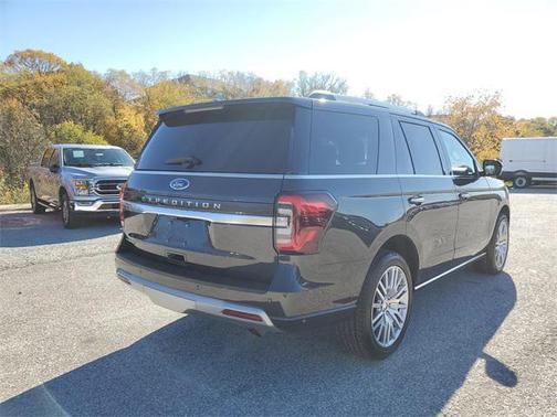 2024 Ford Expedition Platinum