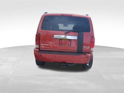 Inferno Red Crystal Pearlcoat 2008 Dodge Nitro SLT/RT