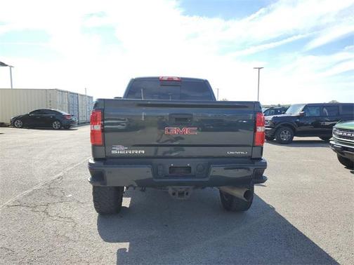 2018 GMC Sierra 2500 Denali