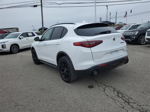 2019 Alfa Romeo Stelvio Base