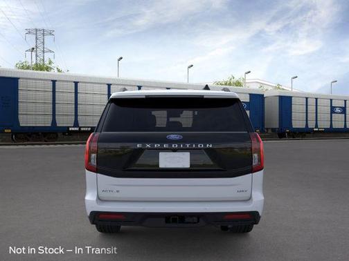 Space Silver Metallic 2026 Ford Expedition Max Active 4x4