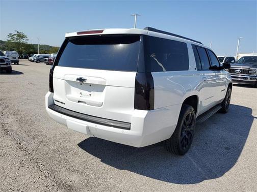 2019 Chevrolet Suburban LT