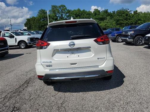 2018 Nissan Rogue SV