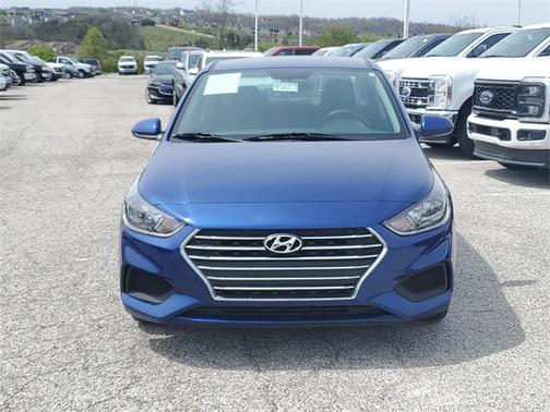 2022 Hyundai Accent SE
