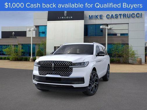 Star White Metallic Tri-Coat 2026 Lincoln Navigator Reserve