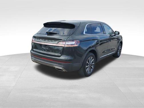 2022 Lincoln Nautilus Standard