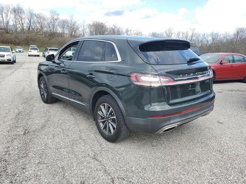2022 Lincoln Nautilus Standard