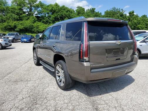 2016 Cadillac Escalade Luxury
