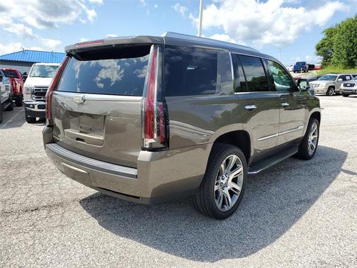 2016 Cadillac Escalade Luxury