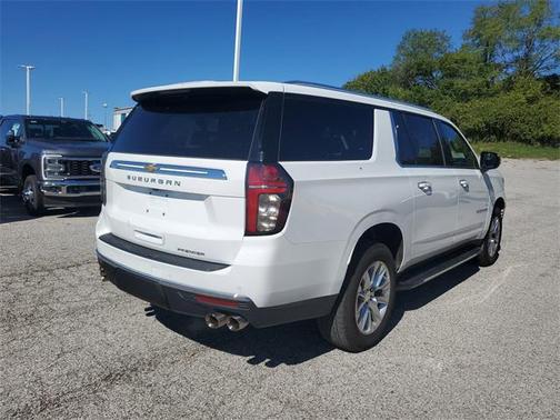 2023 Chevrolet Suburban Premier