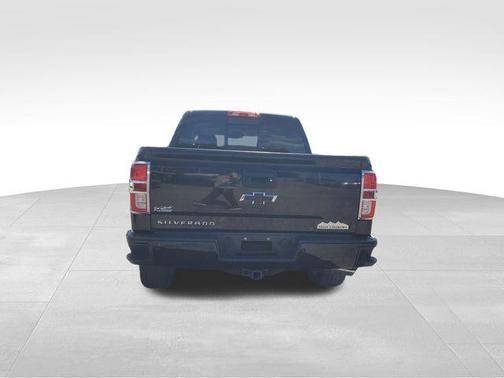Black 2018 Chevrolet Silverado 1500 High Country