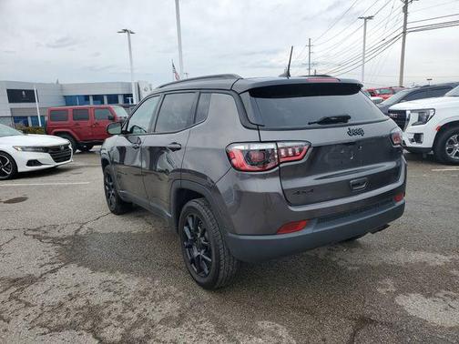 2022 Jeep Compass Latitude